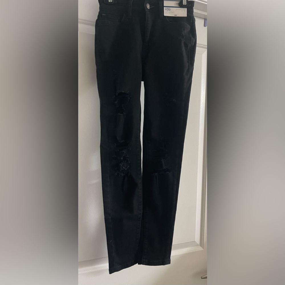 High-Rise Curvy Skinny Black Distressed Jeans